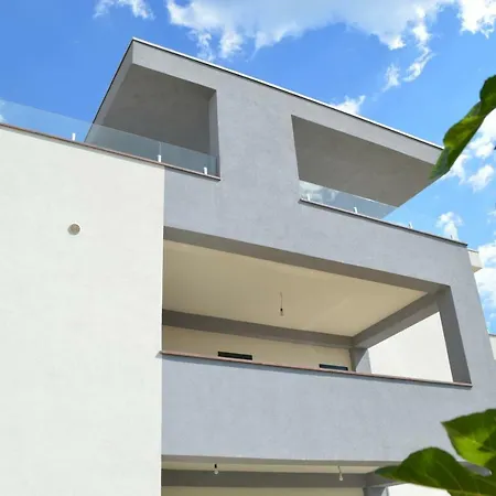 Διαμέρισμα Mila Sukošan